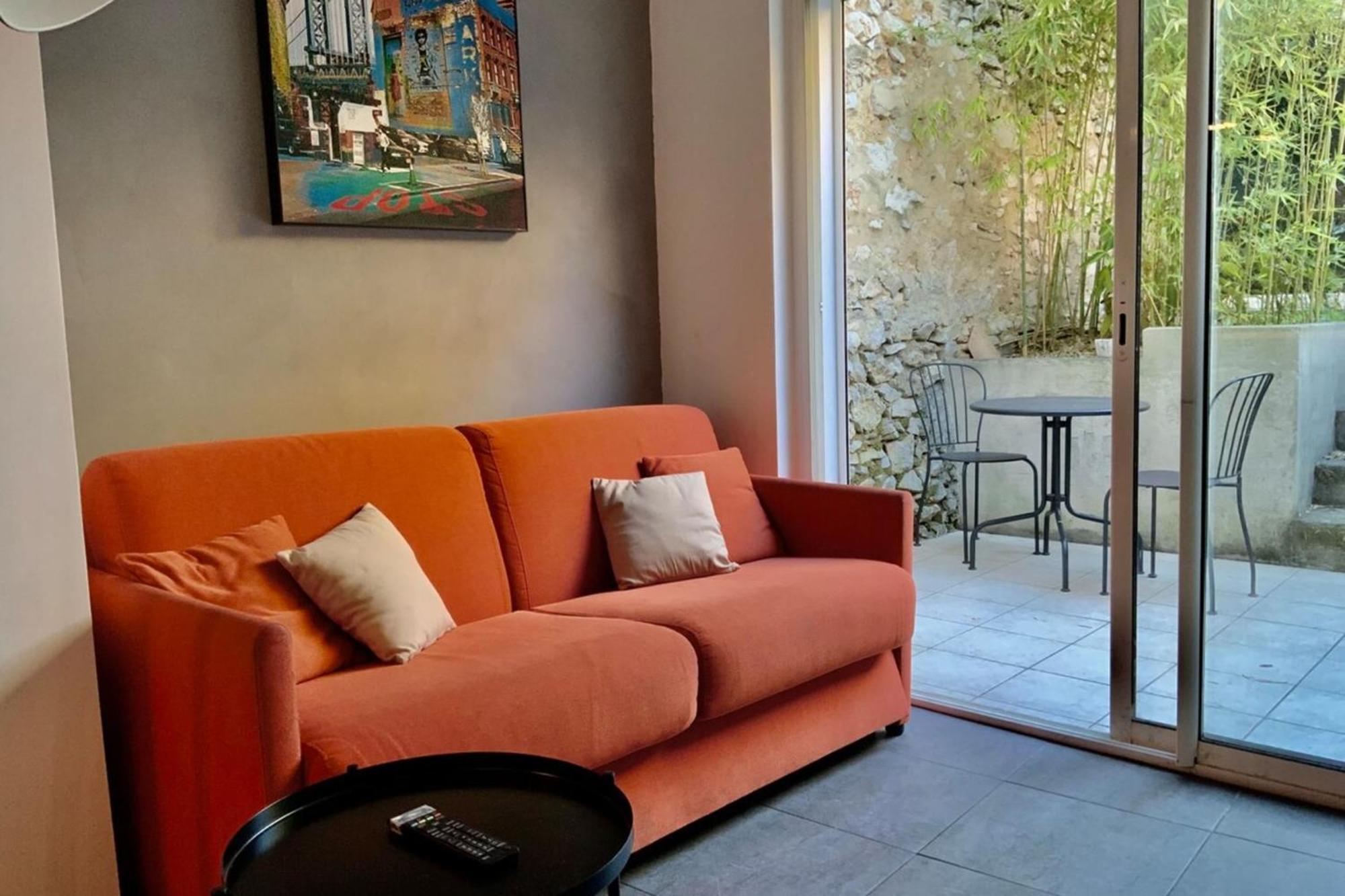 Le Jardinet - With Office In The City Center! Кастельно-ле-Лез Экстерьер фото